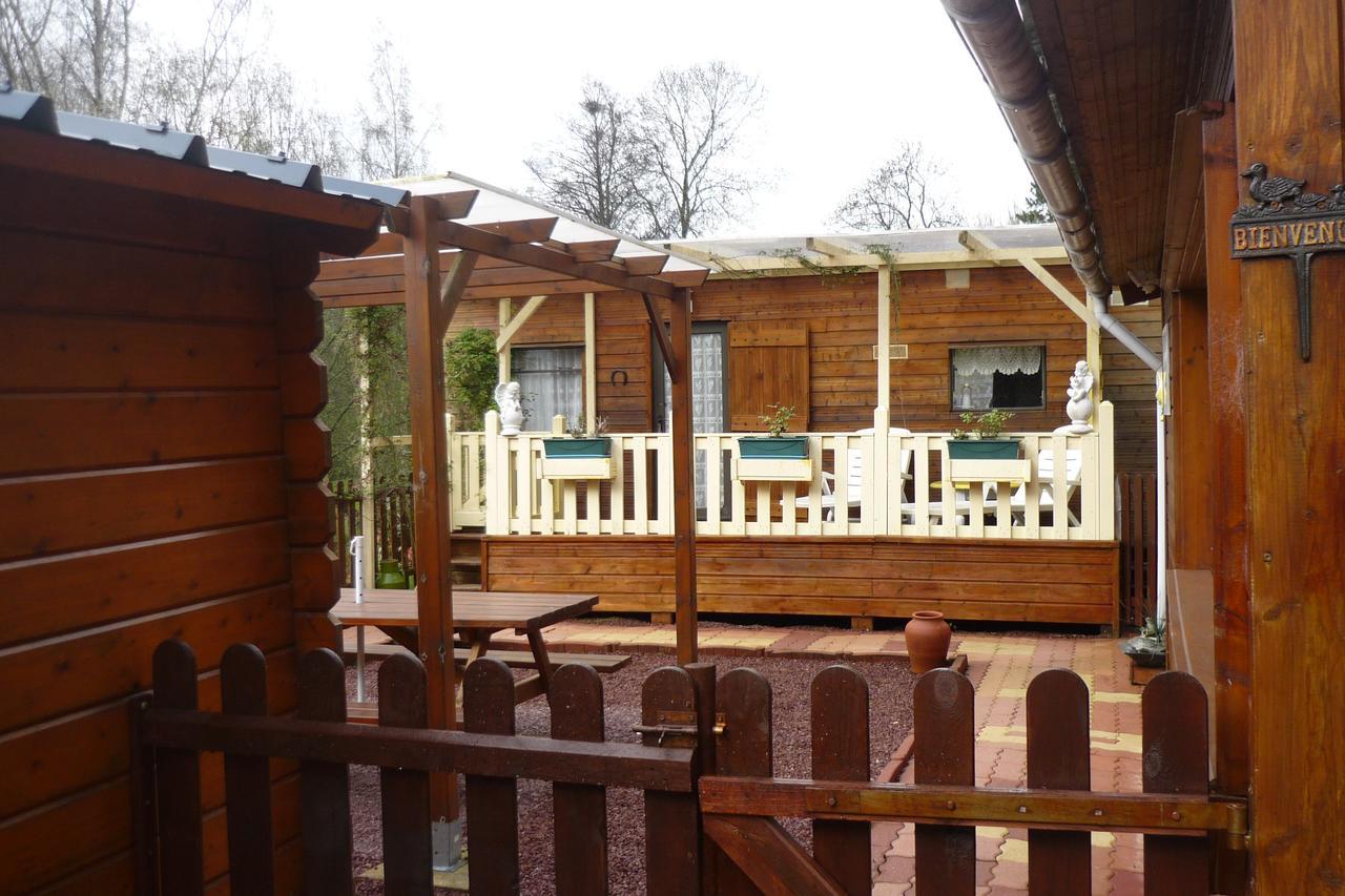 Mobile Home Le Clos De See Chérencé-le-Roussel Bagian luar foto