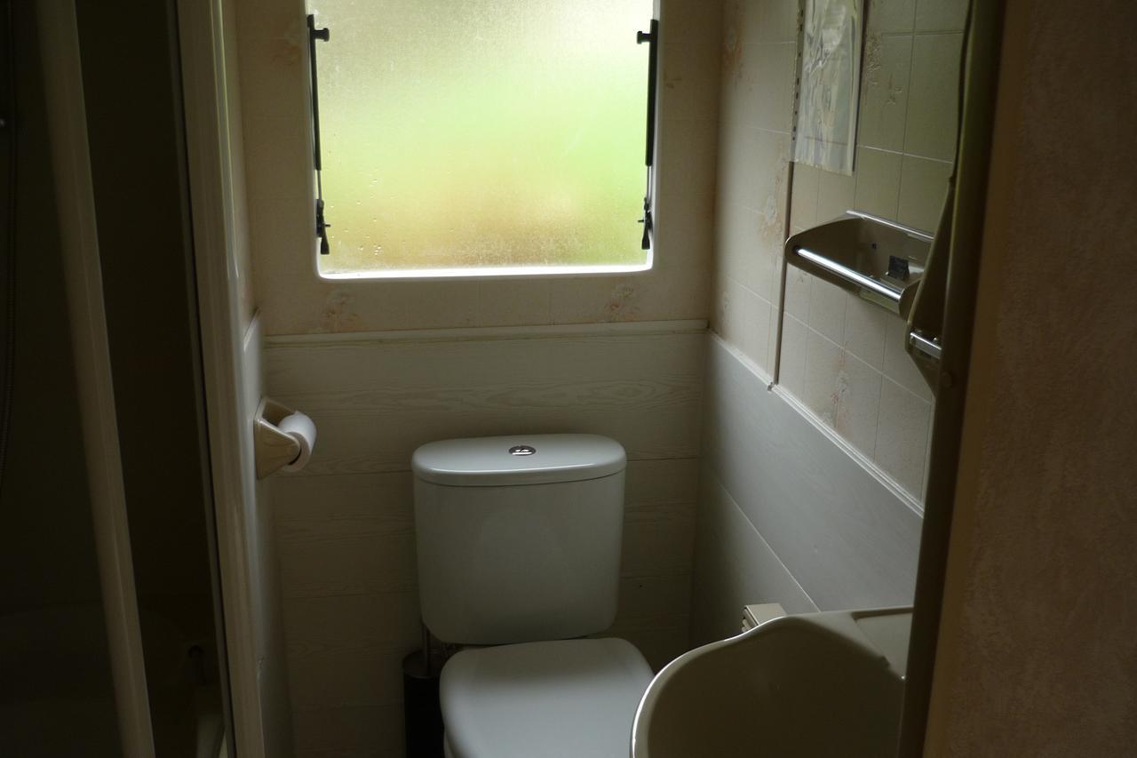 Mobile Home Le Clos De See Chérencé-le-Roussel Bagian luar foto